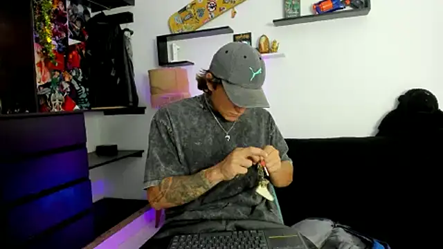 Tom Krakow online show from 03/10/25, 08:34