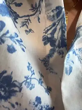 Snapshot of Hii_Lolla chatting on 04/07/26, 07:09 Hii Lolla online show from 04/07/26, 07:09