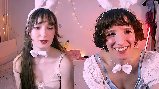 Snapshot of Violet_Veliya chatting on 04/12/26, 05:51 Violet Veliya online show from 04/12/26, 05:51