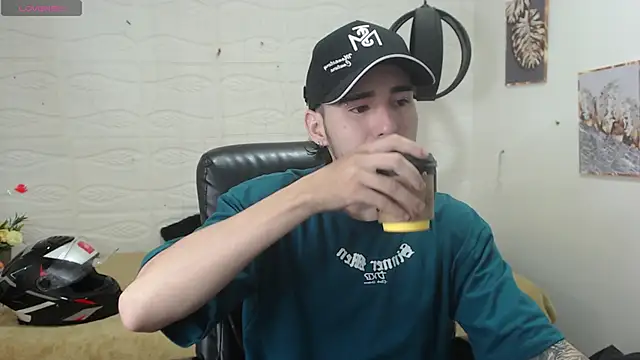 DmitriSanders online show from 12/14/24, 12:23