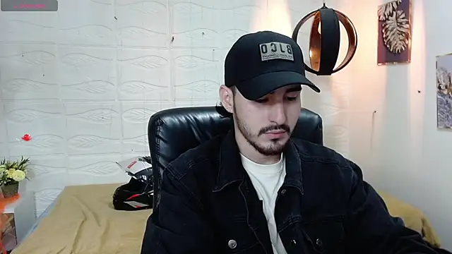 DmitriSanders online show from 12/18/24, 08:25