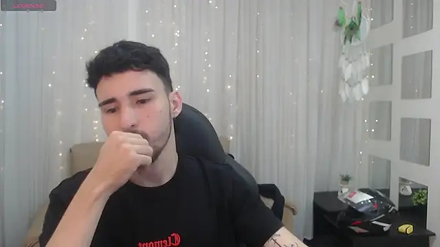 DmitriSanders online show from 12/26/24, 08:21