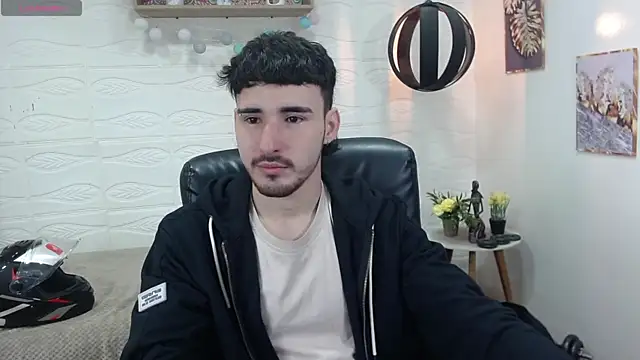 DmitriSanders online show from 01/20/25, 05:06