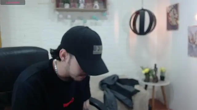 DmitriSanders online show from 01/21/25, 08:43