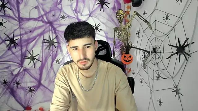 DmitriSanders online show from 09/28/25, 07:52