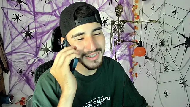 DmitriSanders online show from 10/10/25, 05:23