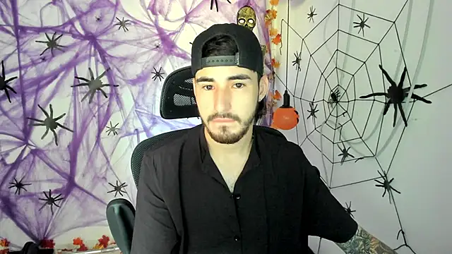 DmitriSanders online show from 10/21/25, 04:41