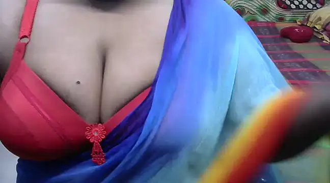 Snapshot of cutegirl_1212 chatting on 02/28/25, 03:04 cutegirl 1212 online show from 02/28/25, 03:04