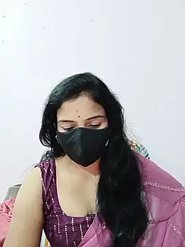 Snapshot of Keerthi-Telugu chatting on 01/07/25, 05:31 Keerthi-Telugu online show from 01/07/25, 05:31