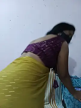 Snapshot of Keerthi-Telugu chatting on 02/17/25, 05:10 Keerthi-Telugu online show from 02/17/25, 05:10