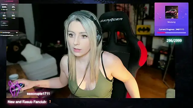 Snapshot of Lisaonthemoon chatting on 03/08/25, 09:18 Lisaonthemoon online show from 03/08/25, 09:18