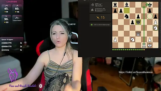 Snapshot of Lisaonthemoon chatting on 03/15/25, 11:50 Lisaonthemoon online show from 03/15/25, 11:50