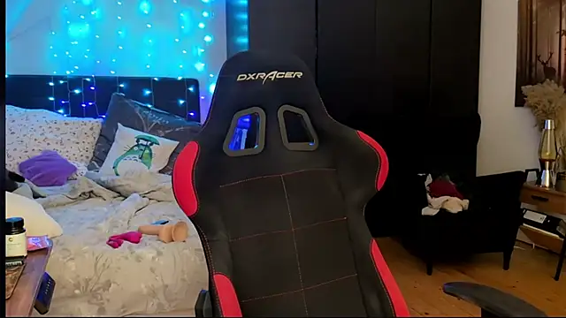 Snapshot of Lisaonthemoon chatting on 03/19/26, 07:07 Lisaonthemoon online show from 03/19/26, 07:07