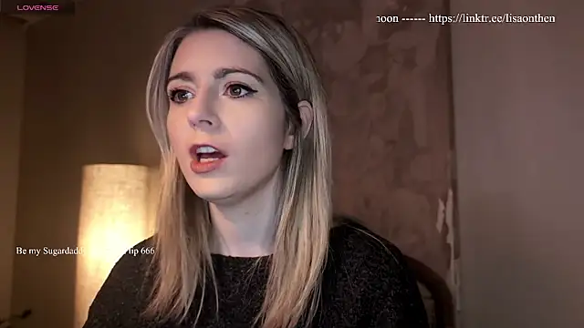 Snapshot of Lisaonthemoon chatting on 03/28/26, 09:03 Lisaonthemoon online show from 03/28/26, 09:03