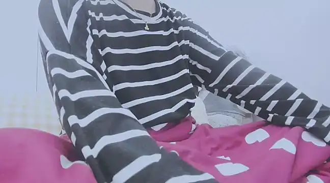 Snapshot of Linh_diudang chatting on 01/02/25, 02:57 Linh diudang online show from 01/02/25, 02:57