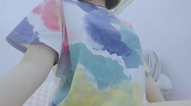 Snapshot of Linh_diudang chatting on 02/15/25, 03:52 Linh diudang online show from 02/15/25, 03:52