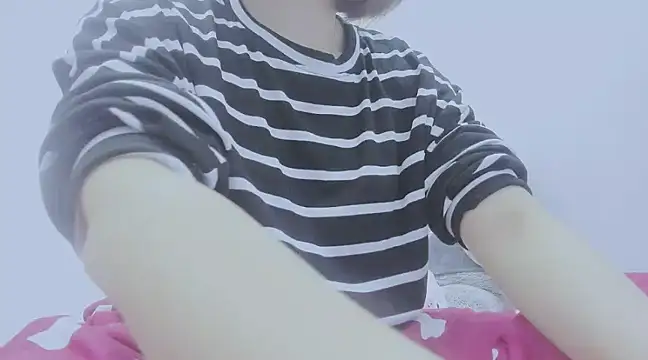 Snapshot of Linh_diudang chatting on 02/23/25, 02:40 Linh diudang online show from 02/23/25, 02:40