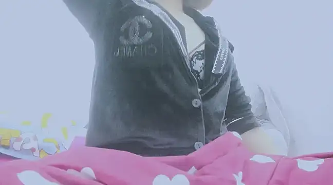 Snapshot of Linh_diudang chatting on 03/02/25, 03:24 Linh diudang online show from 03/02/25, 03:24