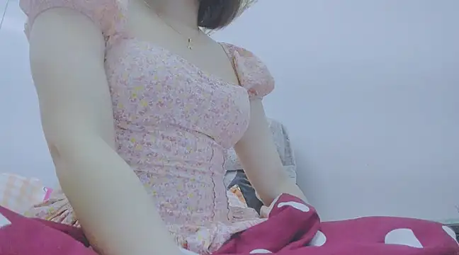 Snapshot of Linh_diudang chatting on 03/05/25, 02:45 Linh diudang online show from 03/05/25, 02:45