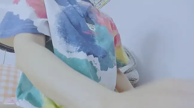 Snapshot of Linh_diudang chatting on 03/07/25, 01:51 Linh diudang online show from 03/07/25, 01:51