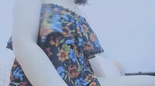 Snapshot of Linh_diudang chatting on 03/08/25, 02:40 Linh diudang online show from 03/08/25, 02:40