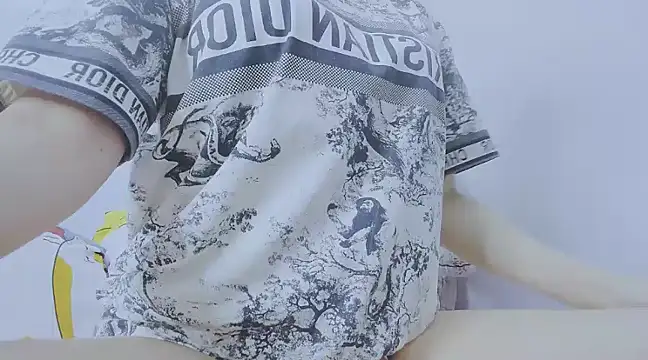 Snapshot of Linh_diudang chatting on 03/11/25, 03:16 Linh diudang online show from 03/11/25, 03:16