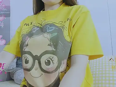 Snapshot of Linh_diudang chatting on 11/05/25, 02:33 Linh diudang online show from 11/05/25, 02:33