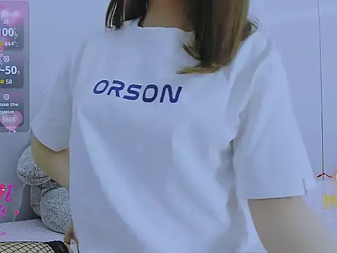 Snapshot of Linh_diudang chatting on 11/15/25, 03:15 Linh diudang online show from 11/15/25, 03:15