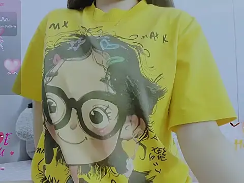 Snapshot of Linh_diudang chatting on 11/16/25, 03:23 Linh diudang online show from 11/16/25, 03:23