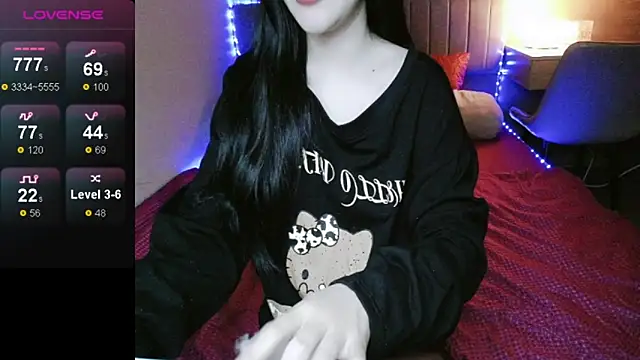 Snapshot of _Viviann_ chatting on 11/21/25, 02:21 Viviann online show from 11/21/25, 02:21