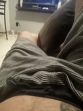 dredre1069 online show from 12/19/24, 03:29