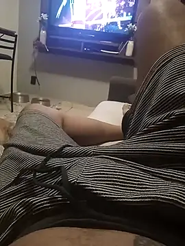 dredre1069 online show from 02/15/25, 04:03