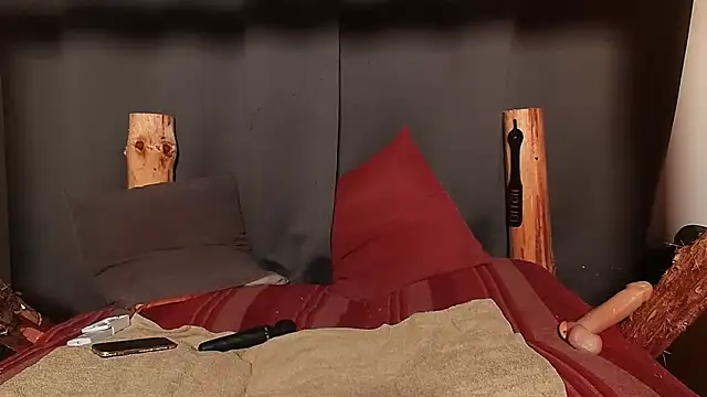 Erika  Dan online show from 12/20/25, 10:06