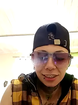 real fenix online show from 03/21/25, 09:01