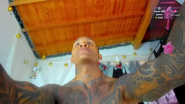 Snapshot of esteveen_ortegas_ chatting on 02/01/26, 03:21 esteveen ortegas online show from 02/01/26, 03:21