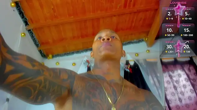 Snapshot of esteveen_ortegas_ chatting on 03/06/26, 08:49 esteveen ortegas online show from 03/06/26, 08:49