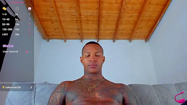 Snapshot of esteveen_ortegas_ chatting on 03/30/26, 04:46 esteveen ortegas online show from 03/30/26, 04:46