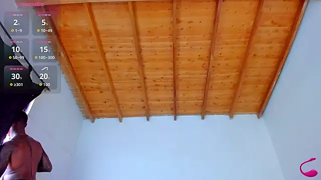 Snapshot of esteveen_ortegas_ chatting on 04/12/26, 10:04 esteveen ortegas online show from 04/12/26, 10:04