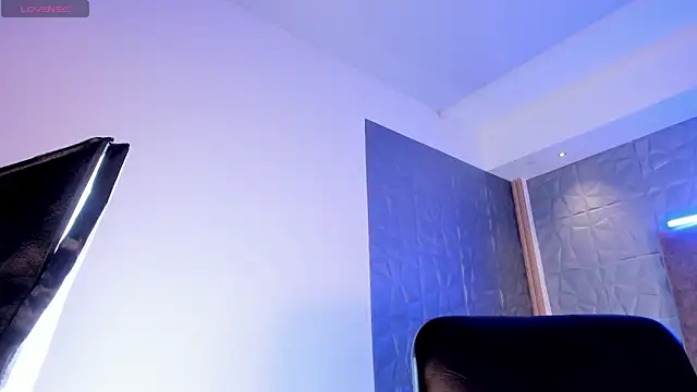 alicee smithh1 online show from 11/29/25, 07:50