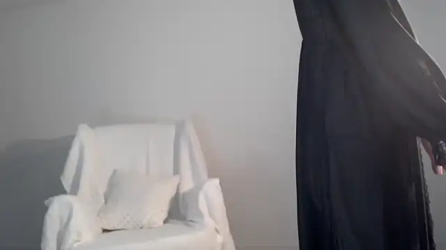 Lily 0000 online show from 02/25/25, 07:25