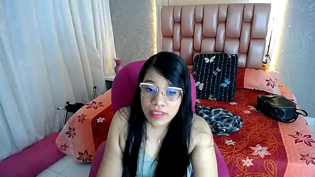 KEYRA-MILLER- online show from 01/30/25, 01:22