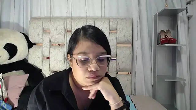 KEYRA-MILLER- online show from 02/28/26, 02:12