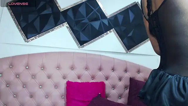 andrea safeira doll online show from 02/09/25, 03:11