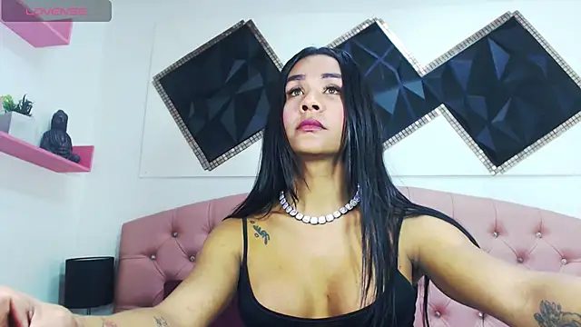 andrea safeira doll online show from 03/11/25, 03:37