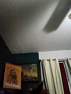 Snapshot of TexaSMESS_37 chatting on 04/20/26, 02:03 TexaSMESS 37 online show from 04/20/26, 02:03