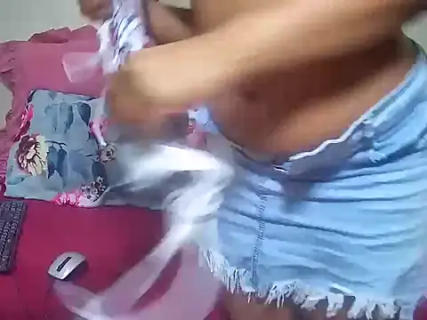 Snapshot of Cardi-Calliente chatting on 04/22/26, 06:20 Cardi-Calliente online show from 04/22/26, 06:20