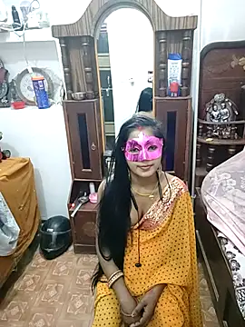 Snapshot of RADHA95 chatting on 03/19/25, 03:51 RADHA95 online show from 03/19/25, 03:51