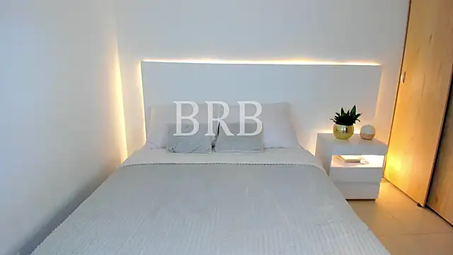 Snapshot of AndreaMartini chatting on 01/07/25, 01:28 AndreaMartini online show from 01/07/25, 01:28