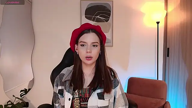 Snapshot of MirandaShaw chatting on 03/31/26, 01:07 MirandaShaw online show from 03/31/26, 01:07