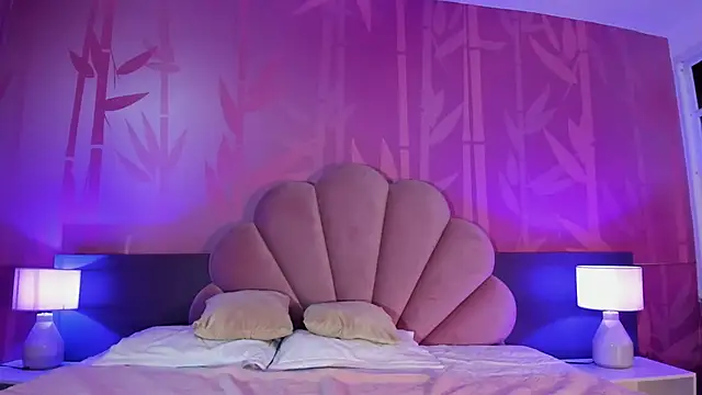 Snapshot of Lezy_ chatting on 01/26/25, 07:41 Lezy online show from 01/26/25, 07:41